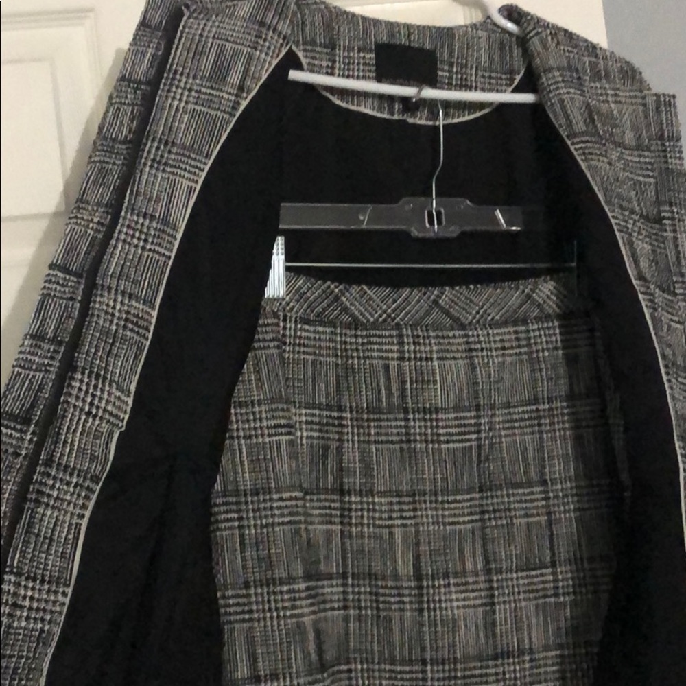 Banana Republic Suit